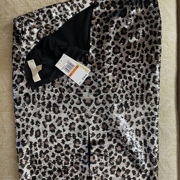 NWT Michael Kors animal print sequin pencil skirt - Picture 3 of 4